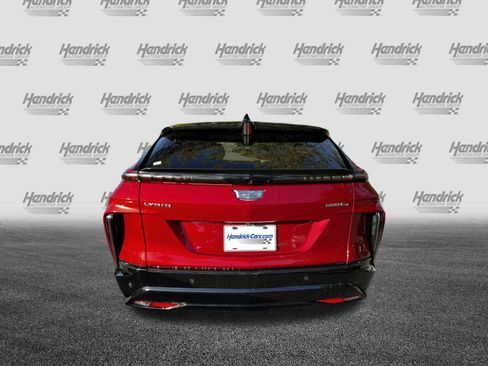 Used 2025 Cadillac Lyriq Sport image 8