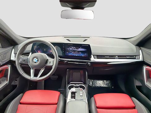 Certified 2025 BMW X1 xDrive28i image 17