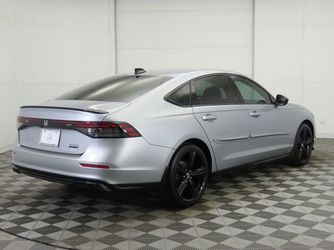 Used 2023 Honda Accord Sport image 5