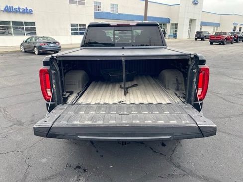 Used 2019 GMC Sierra 1500 SLT w/ SLT Premium Package AWD/4WD image 5