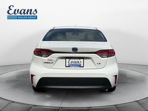 Used 2025 Toyota Corolla LE FWD image 6