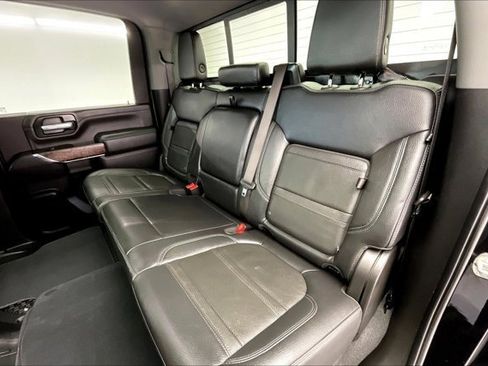 Used 2023 GMC Sierra 2500 Denali w/ Denali Black Diamond Edition image 19
