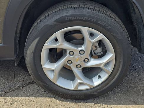 Used 2024 Chevrolet Trax LS w/ LS Convenience Package FWD image 37