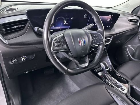 Used 2024 Buick Encore GX Sport Touring image 10