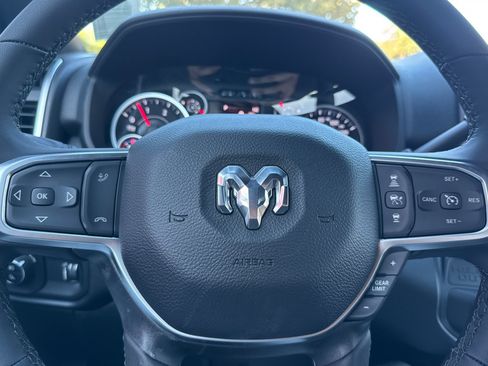 New 2026 RAM 3500 Big Horn AWD/4WD image 22