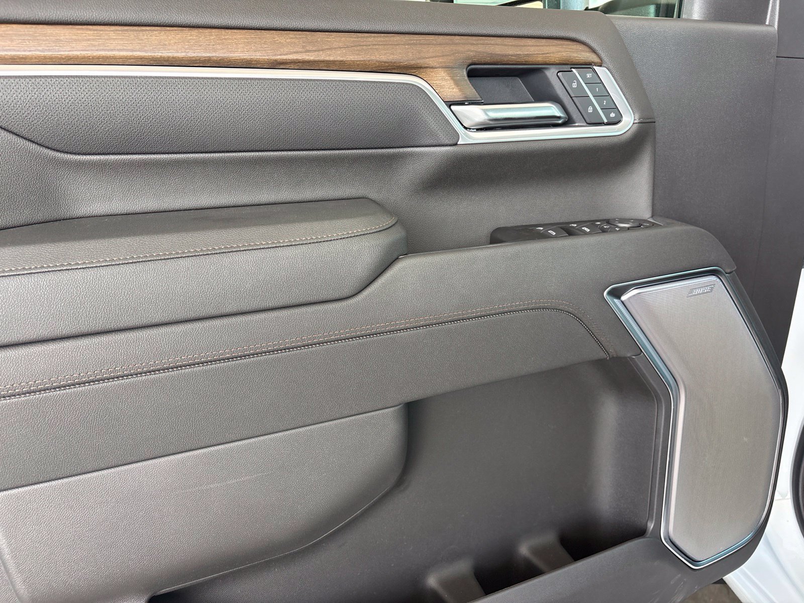 New 2026 Chevrolet Silverado 2500 High Country w/ High Country Premium Package AWD/4WD image 12