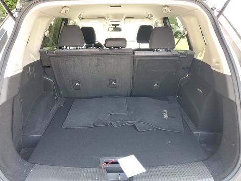 Used 2023 Nissan Rogue SV AWD/4WD image 8