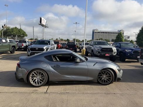Used 2021 Toyota Supra w/ Safety & Technology Package image 4