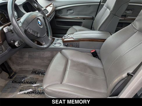 Used 2006 BMW 750i image 3