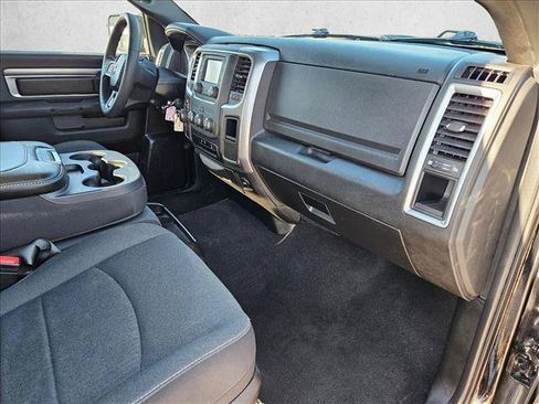 Used 2024 RAM 1500 Classic Warlock RWD image 20