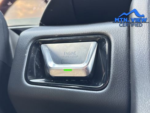 Used 2025 GMC Yukon Denali image 6