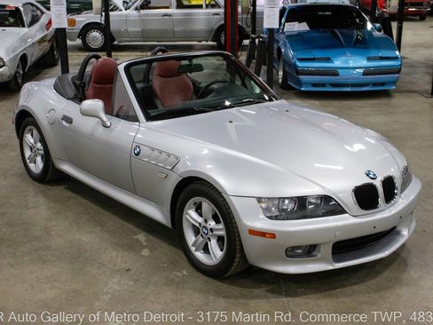 Used 2000 BMW Z3 2.5i image 10