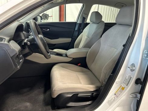 Used 2023 Honda Accord LX image 15