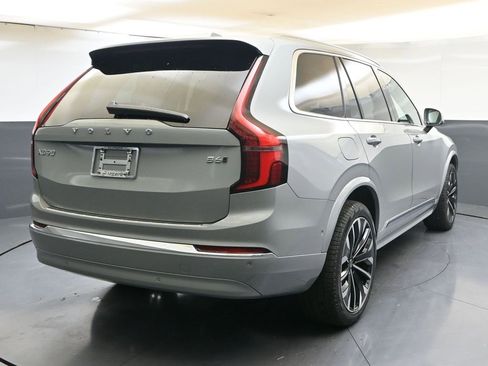New 2026 Volvo XC90 B6 Plus w/ Protection Package Premier image 5