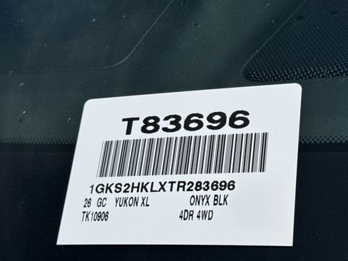 New 2026 GMC Yukon XL AT4 w/ AT4 Premium Plus Package AWD/4WD image 42