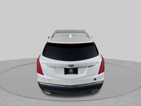 Used 2018 Cadillac XT5 Luxury w/ Driver Awareness Package AWD/4WD image 39