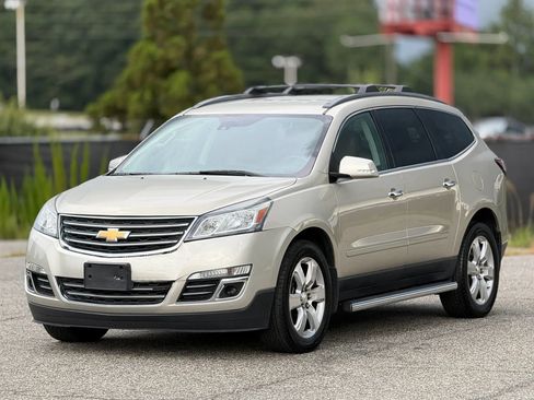 Used 2016 Chevrolet Traverse LTZ w/ LPO, 'HIT The Road' Package FWD image 6