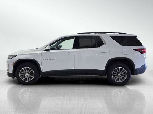 Used 2023 Chevrolet Traverse LT FWD image 4