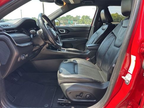 Certified 2022 Jeep Compass Limited image 11