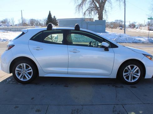 Used 2021 Toyota Corolla SE w/ Carpet Mat Package (TMS) image 3