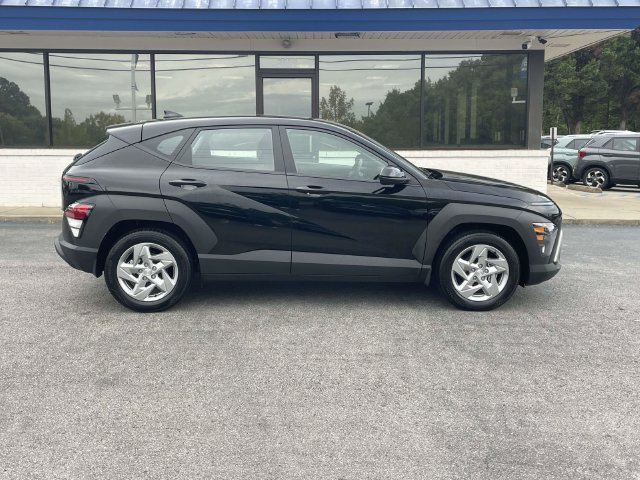 Certified 2024 Hyundai Kona SE FWD image 7