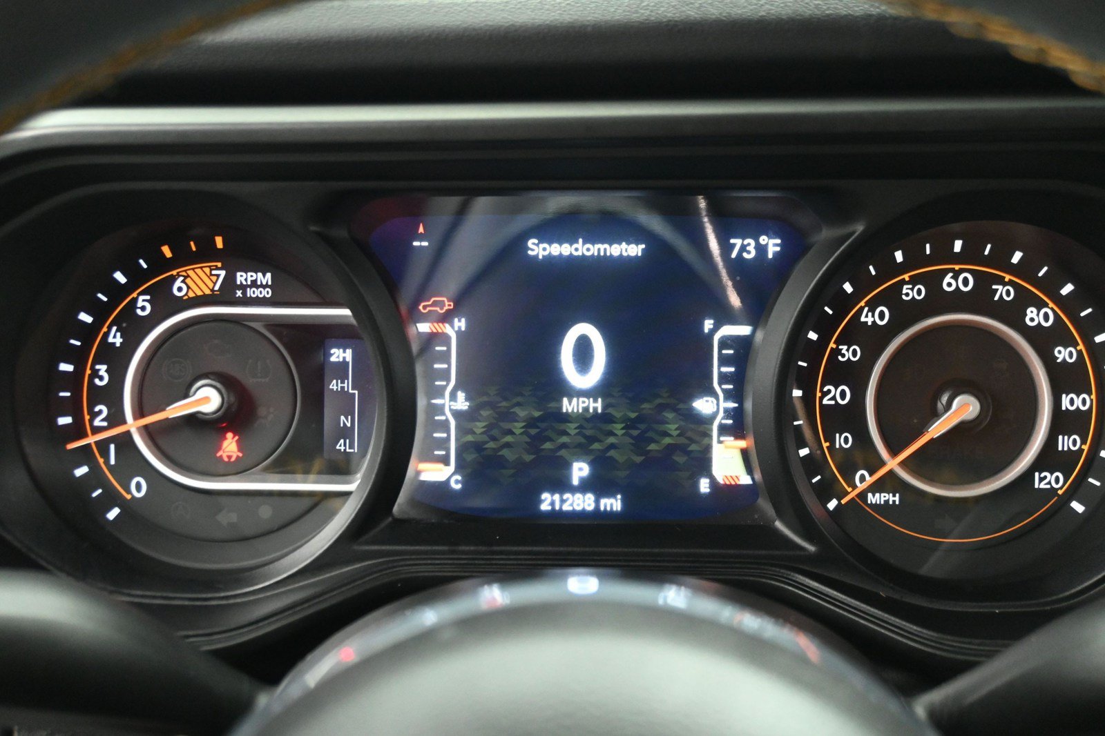 Used 2024 Jeep Wrangler Unlimited Sahara w/ Safety Group AWD/4WD image 11