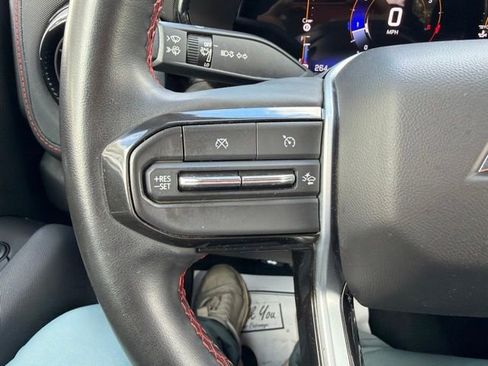 Certified 2023 Chevrolet Colorado Z71 w/ Z71 Convenience Package 2 AWD/4WD image 22