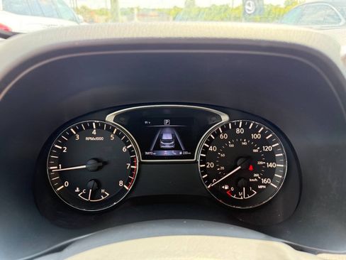 Used 2018 Nissan Pathfinder Platinum FWD image 20