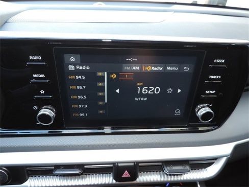 Used 2023 Kia K5 LXS image 17