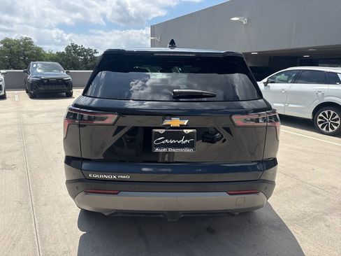 Used 2025 Chevrolet Equinox LT image 7