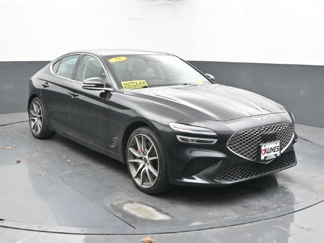 Used 2025 Genesis G70 2.5T AWD/4WD image 6