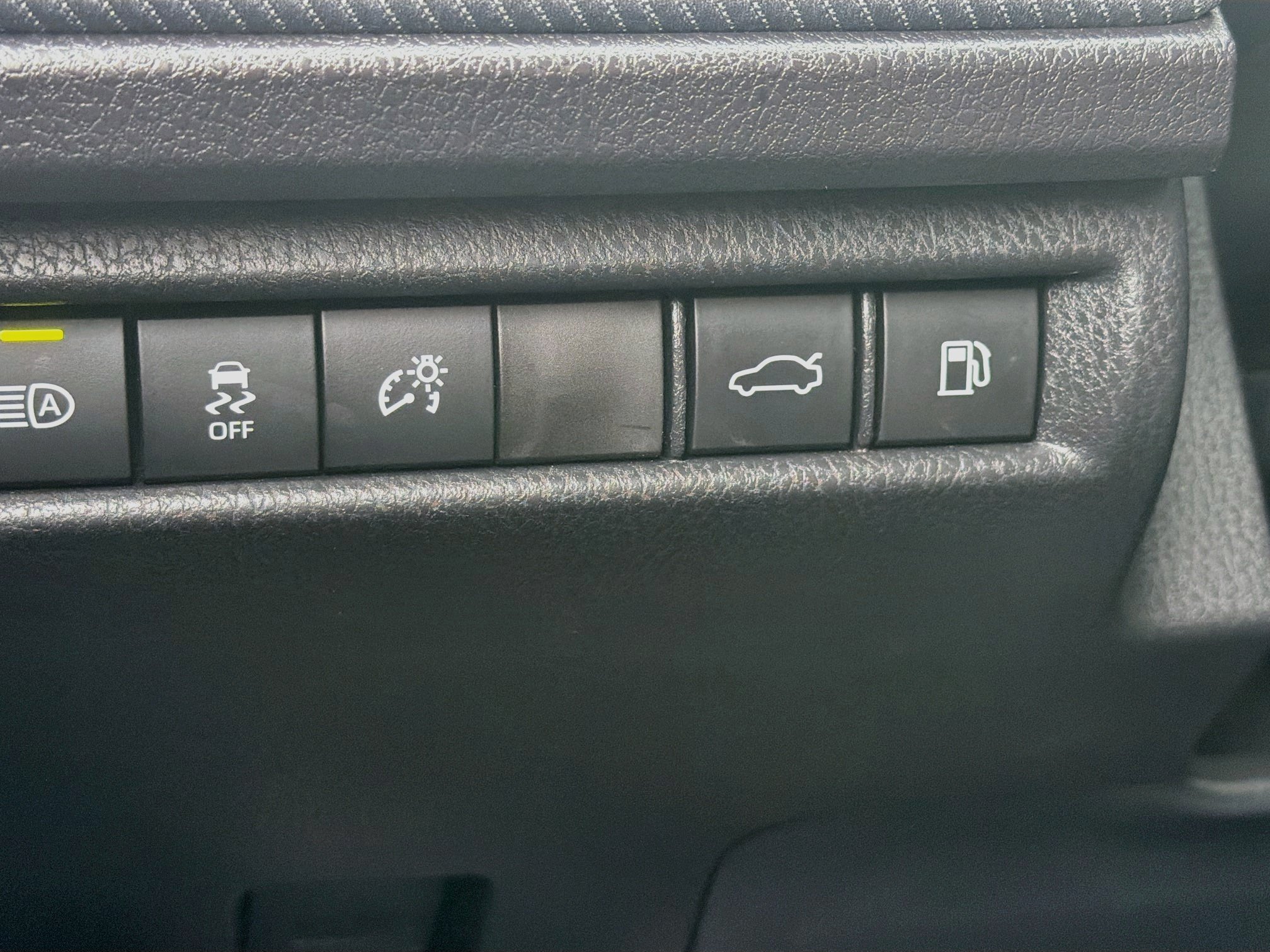 Used 2026 Toyota Camry SE FWD image 17