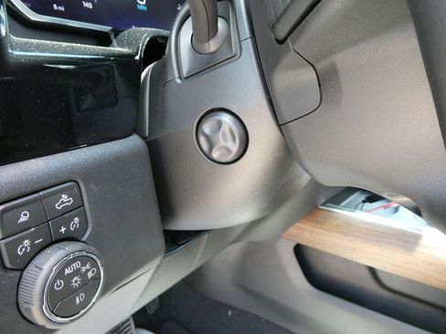 New 2026 Chevrolet Silverado 1500 High Country w/ Midnight Edition AWD/4WD image 25