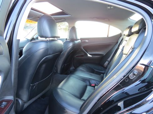 Used 2008 Lexus IS 250 image 37