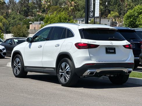 Certified 2026 Mercedes-Benz GLA 250 4MATIC image 5