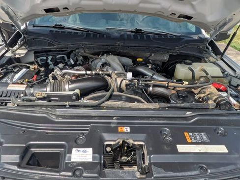 Used 2022 Ford F250 XL w/ Power Equipment Group AWD/4WD image 12