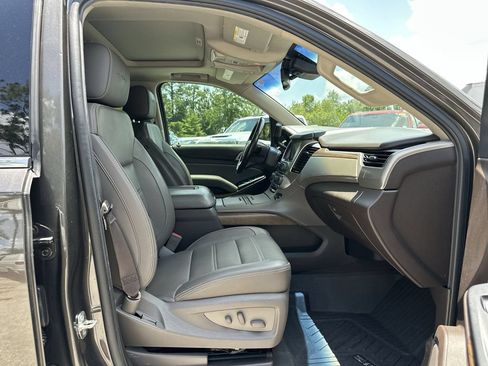 Used 2019 GMC Yukon Denali w/ Denali Ultimate Package AWD/4WD image 28