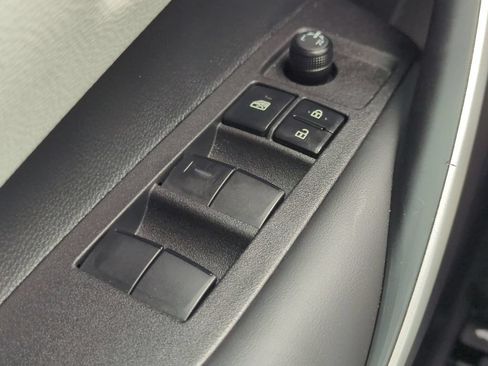 Used 2025 Toyota Corolla SE FWD image 20