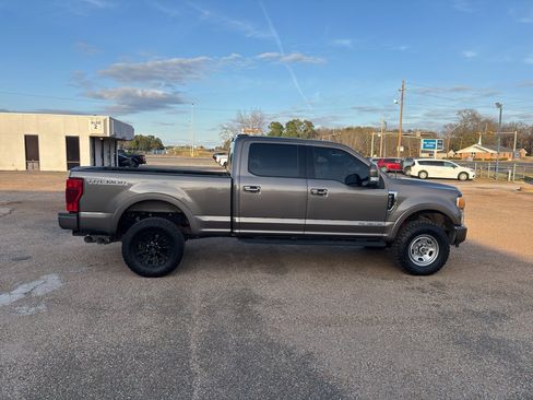 Used 2022 Ford F350 Lariat w/ Tremor Off-Road Package image 6
