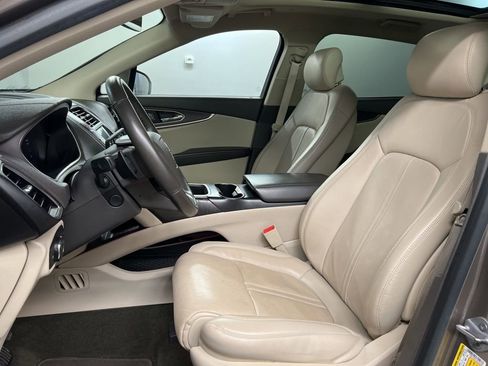 Used 2020 Lincoln Nautilus Reserve w/ Equipment Group 201A AWD/4WD image 17