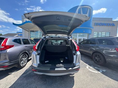 Used 2018 Honda CR-V EX image 9