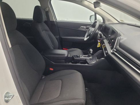 Used 2023 Kia Sportage LX FWD image 21