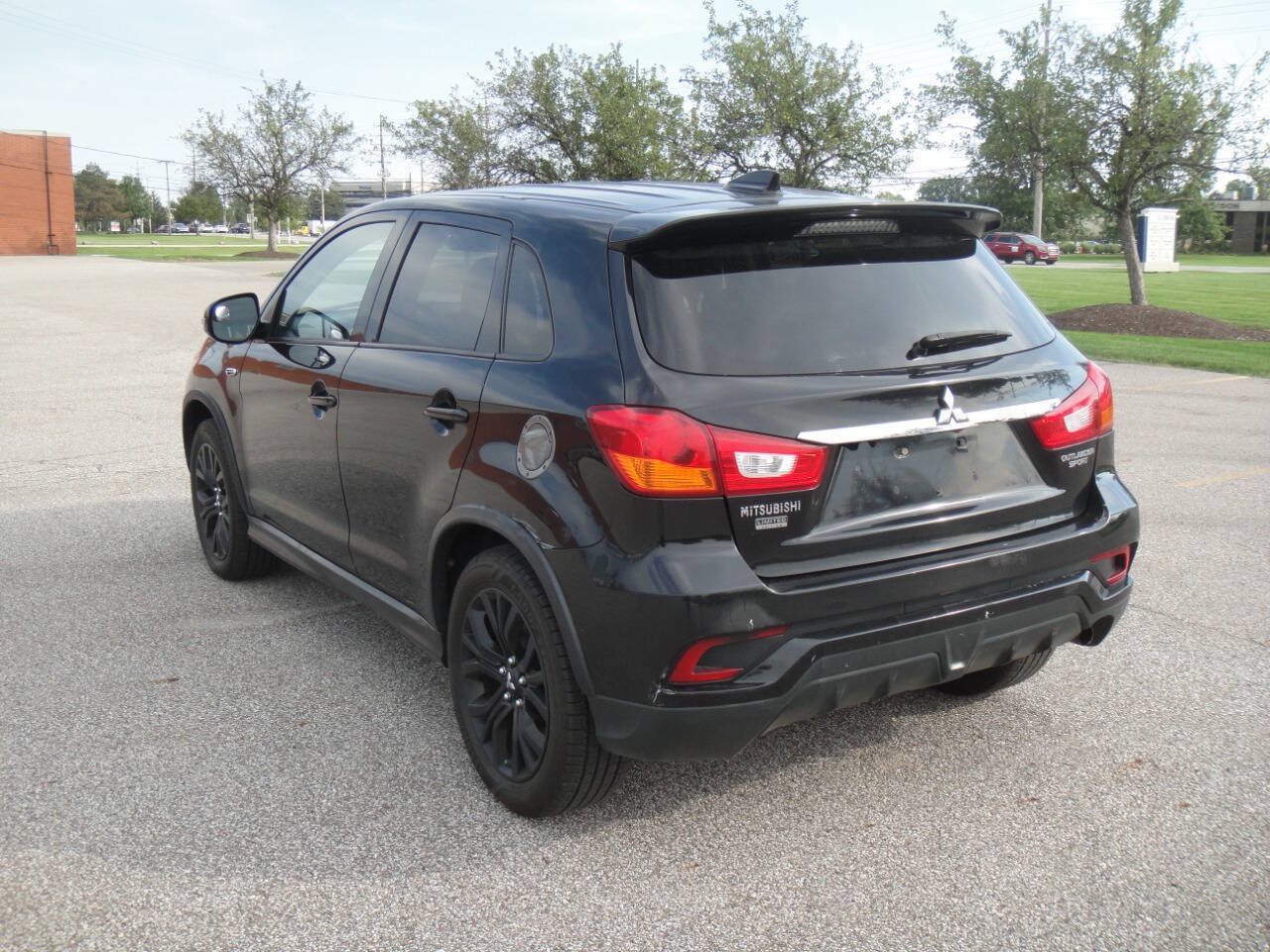 Used 2018 Mitsubishi Outlander Sport LE FWD image 6