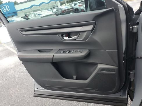 Used 2026 Honda CR-V Sport image 29