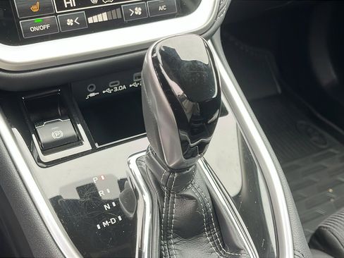 Certified 2025 Subaru Legacy Premium image 18