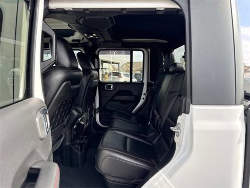 Used 2020 Jeep Gladiator Rubicon image 11