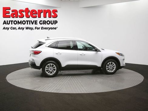 Used 2022 Ford Escape SE w/ Cold Weather Package image 43