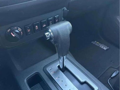 Used 2014 Nissan Xterra PRO-4X w/ Pro-4x Leather Package image 26