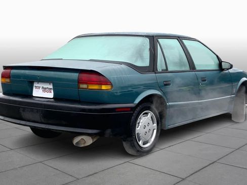 Used 1995 Saturn S-Series SL1 image 11