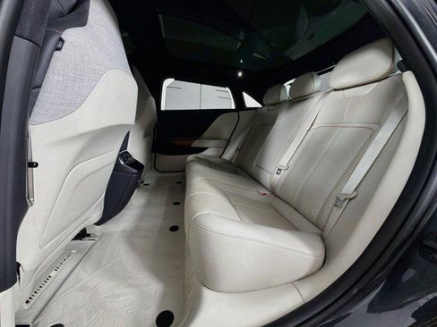 Used 2022 Lucid Air Grand Touring AWD/4WD image 21